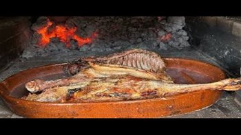 Lechazo asado en horno de leña ??