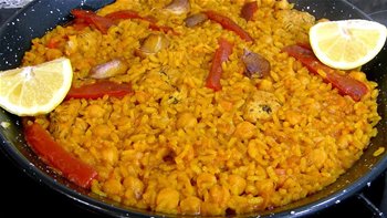 ARROZ CON POLLO