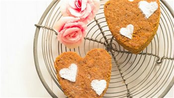 Bizcochitos corazón de zanahoria y almendra {sin gluten y sin lácteos} Receta para San Valentín