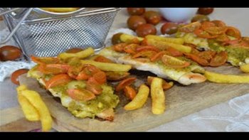 POLLO CON QUESO, PESTO Y TOMATE CHERRY (RECETA SALUDABLE)