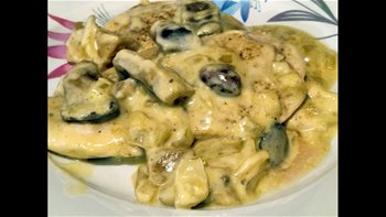 PECHUGAS de pollo en SALSA DE SETAS, al estilo de Mariaje