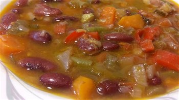 Cómo hacer alubias rojas con verduritas en olla rápida, al estilo de Mariaje