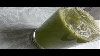 Batido para limpiar el estómago y eliminar barriga. Te olvidarás del chupagrasa cuando lo pruebes.