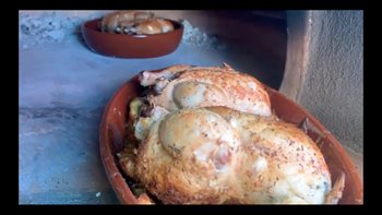 POLLO ASADO EN HORNO DE LEÑA