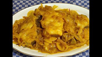 Cómo cocinar bacalao encebollado, al estilo de Mariaje