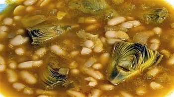 Cómo hacer potaje rápido de alubias con alcachofas, al estilo de Mariaje