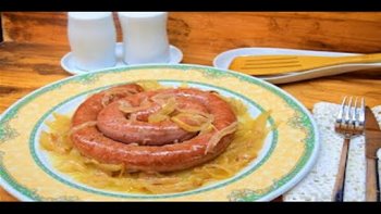 BUTIFARRA CON CEBOLLA / BUTIFARRA WITH ONION / CROCKPOT