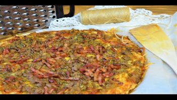 PIZZA DE CARNE (RECETA FACIL Y RAPIDA)