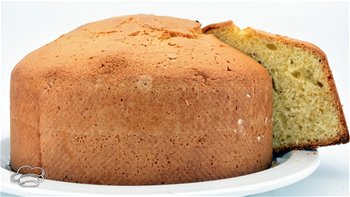 Bizcocho de limón muy alto y esponjoso