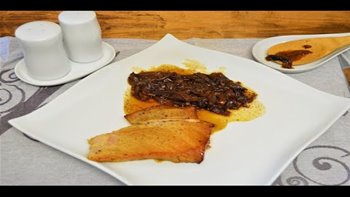 SECRETO CON CEBOLLA AL PEDRO XIMENEZ / SECRET WITH ONIONS AL PEDRO XIMENEZ / CROCKPOT
