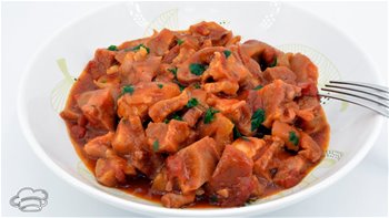 Morros de cerdo con SALSA DE TOMATE picante, RECETA FÁCIL Y RÁPIDA