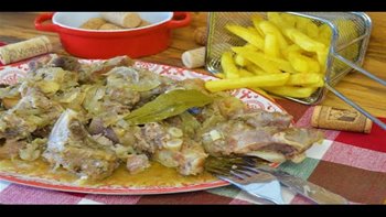 Costilla de cerdo a la cerveza / Beer pork ribs / CROCKPOT