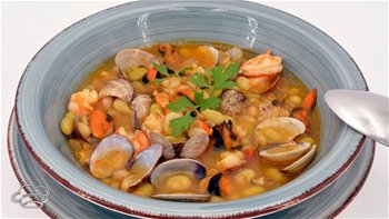 Estofado de pochas con mariscos By #JavierRomero