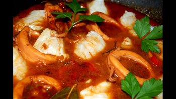 Cataplana de calamares y bacalao, al estilo de Mariaje