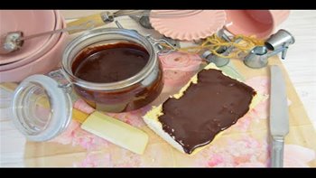 NOCILLA O NUTELLA CASERA (RECETA FACIL Y RAPIDA)