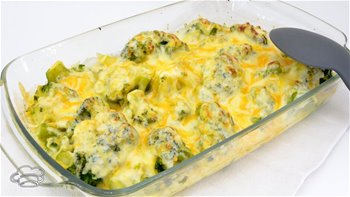 Brócoli gratinado con cuatro quesos